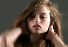 دختر مدرسه ای در سیاه و سفید دیک سكس ايرانى فيلم بزرگ