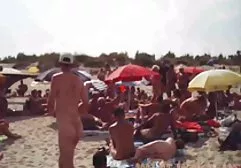 نوجوان در فیلم سکسی خفن ایرانی حمام استمناء