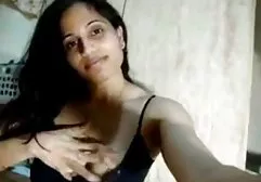 دختر کلیپ سکس خانوادگی ایرانی ضبط ویدیویی از اینکه پدرش fucks است، ضبط کرد