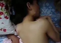 آسیایی شیرین مکیدن دیک در فیلم سکس ایرانی زن ساحل