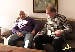 اولین تجربه مقعد شخص ساده دانلود فیلم سکسی ایرانی خوب و معصوم جوان